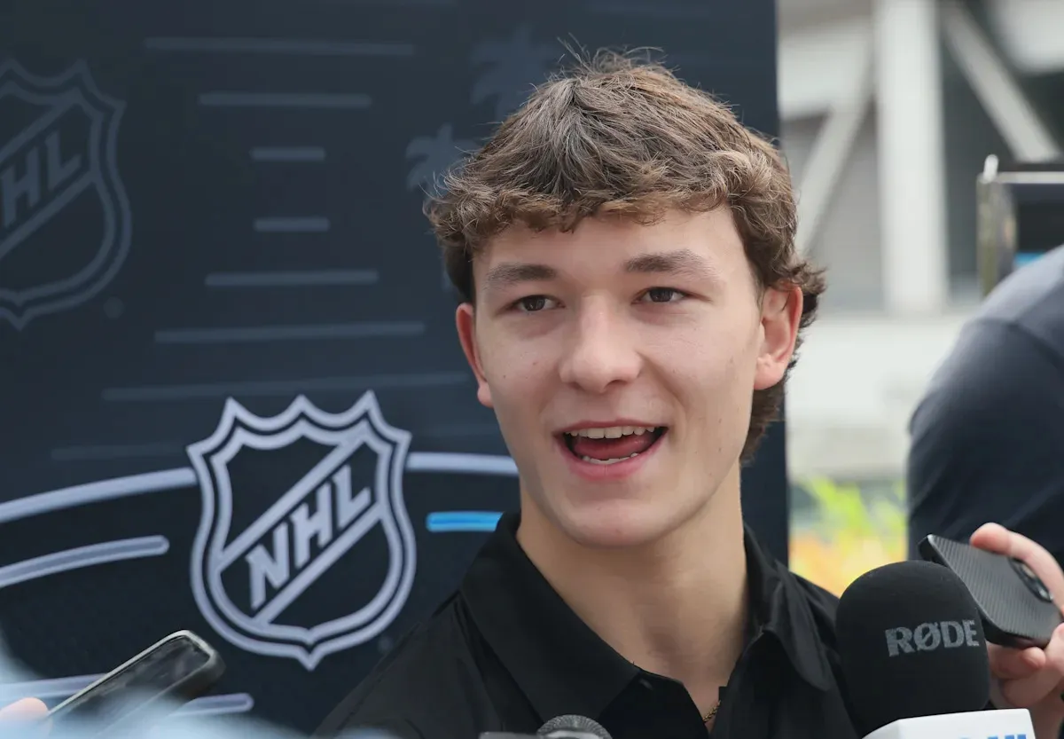 Draft NHL 2025: Matthew Schaefer Terpilih Nomor 1 oleh New York Islanders