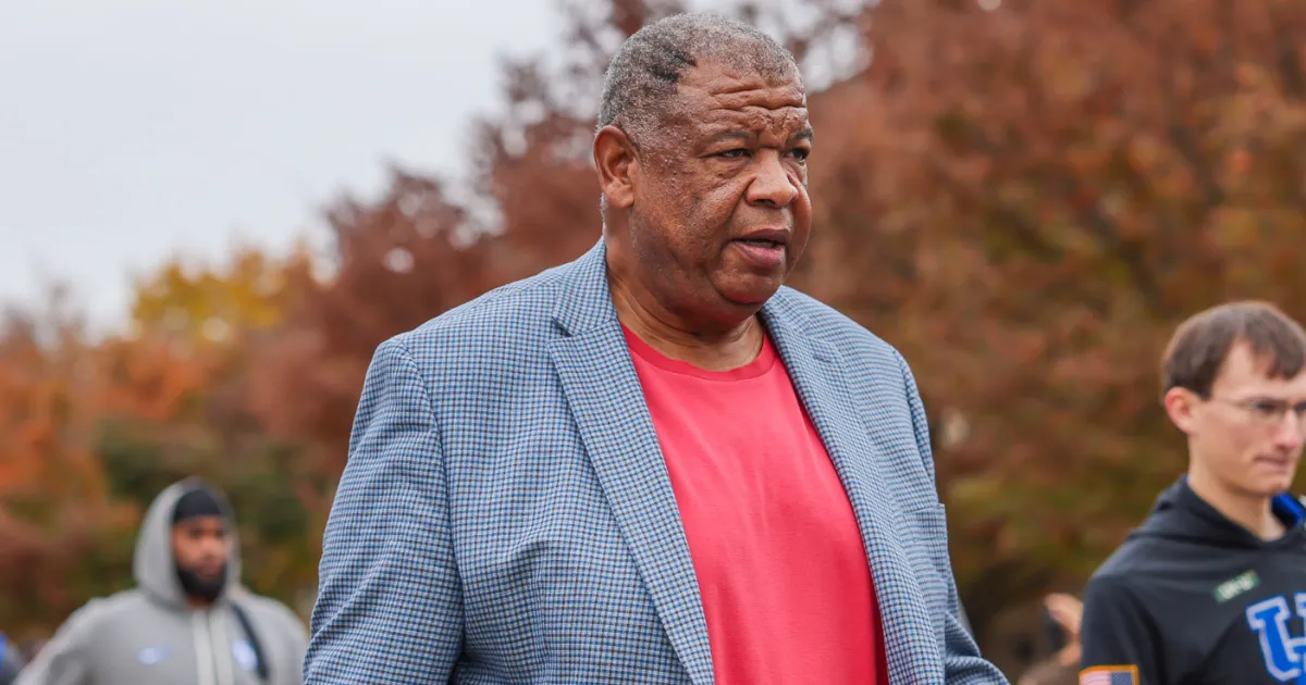 Louisville Bajak Wakil Kepala Pelatih Kentucky Vince Marrow untuk Peran Staf Utama